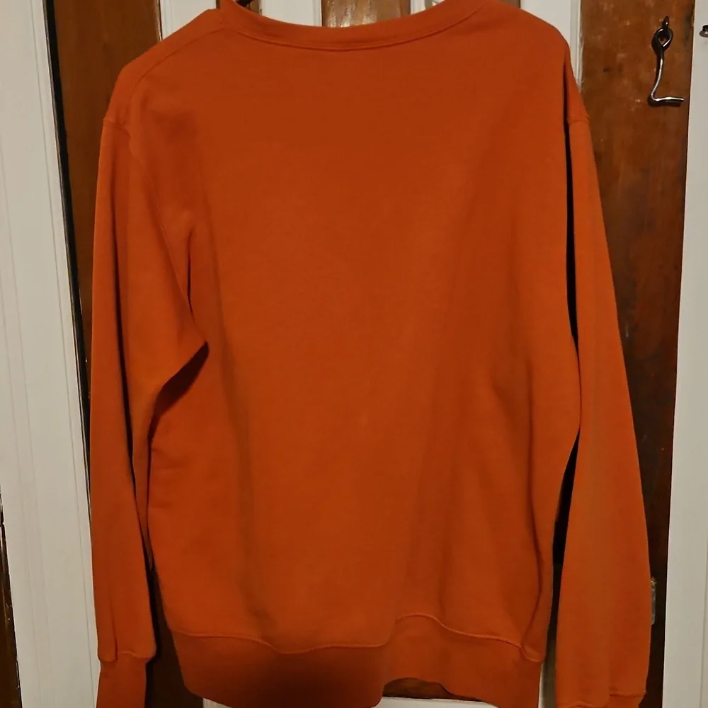 Uniqlo UT Disney Mickey Mouse x Keith Haring sweatshirt  - Picture 5 of 5